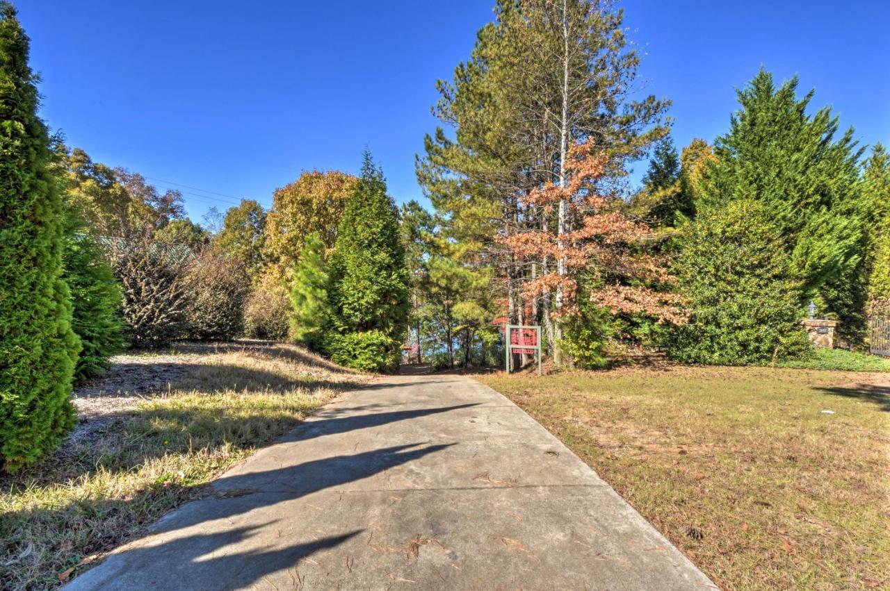 Lake Keowee Escape With Dock, Deck And Lake Access! Six Mile Esterno foto